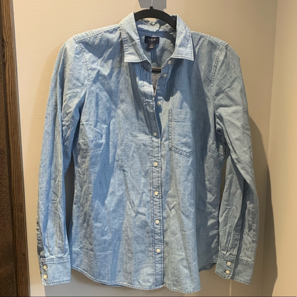 NWT J. Crew Chambray Button Down Denim Shirt Sz M